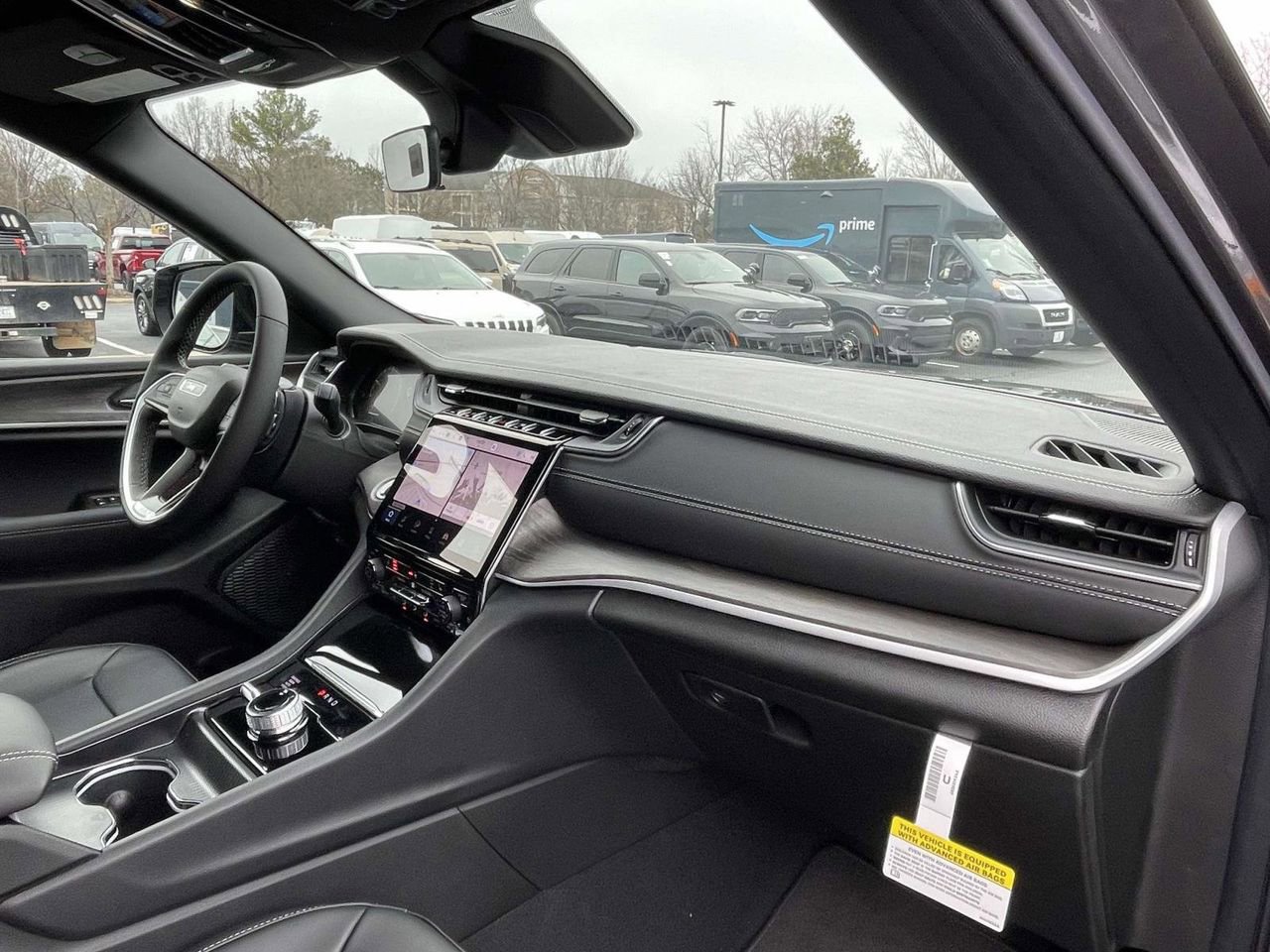 New 2025 Jeep Grand Cherokee L Limited image 15