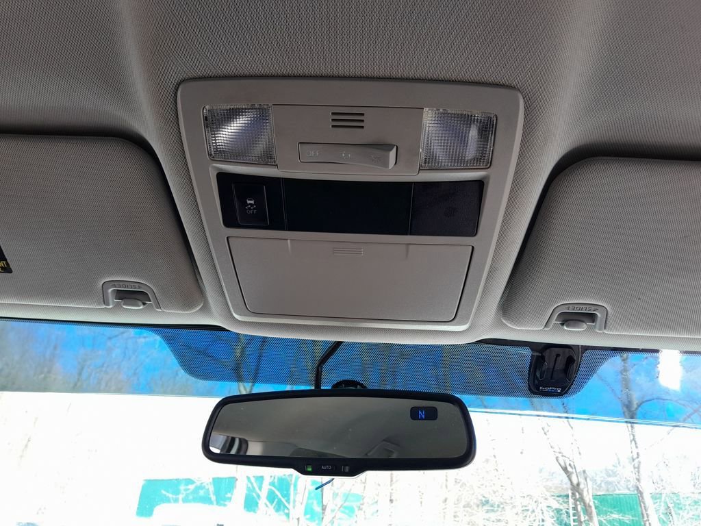 Used 2016 Toyota Tacoma 2WD Double Cab image 39