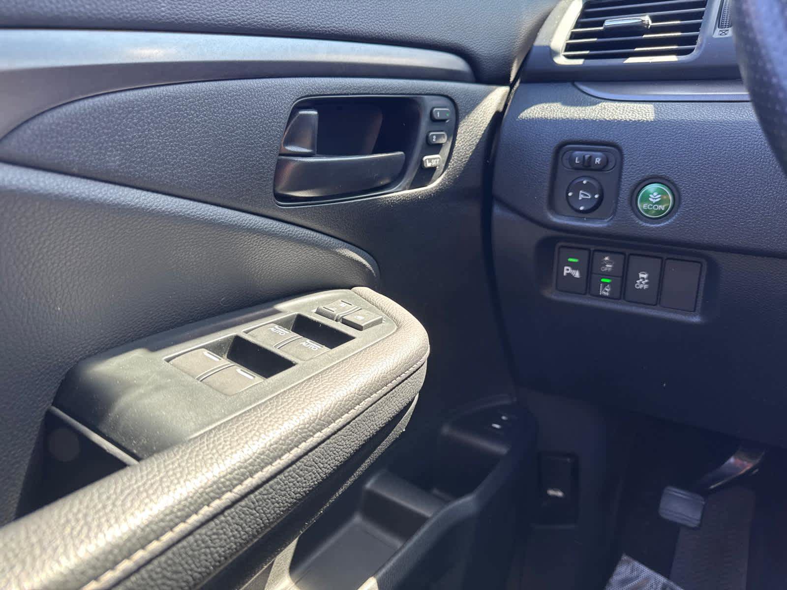 Used 2023 Honda Passport EX-L image 23