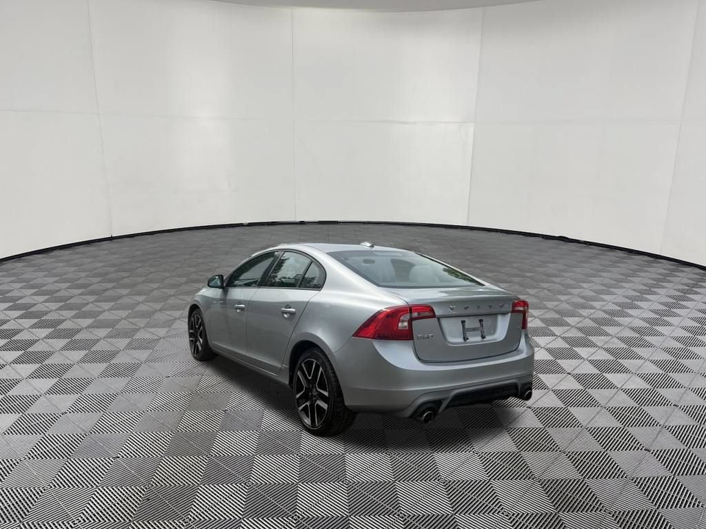 Used 2017 Volvo S60 T5 Dynamic FWD image 7