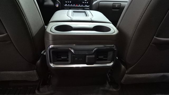 Used 2022 GMC Sierra 3500 Denali w/ Denali Ultimate Package AWD/4WD image 27