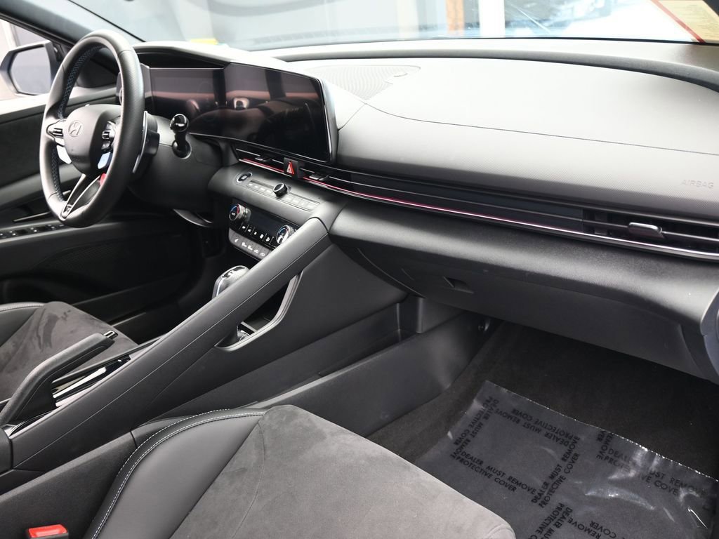 Used 2025 Hyundai Elantra N image 50