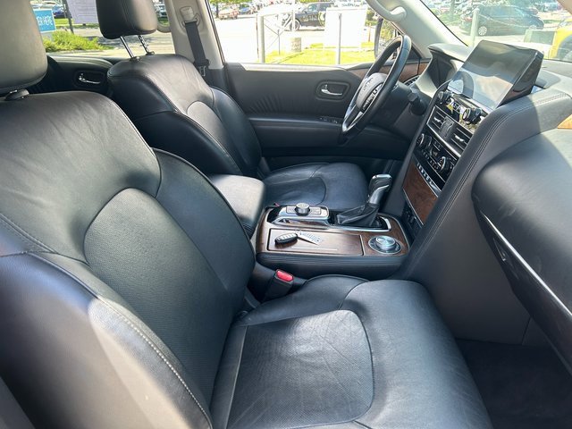 Used 2023 Nissan Armada SL w/ Captain's Chairs Package image 40