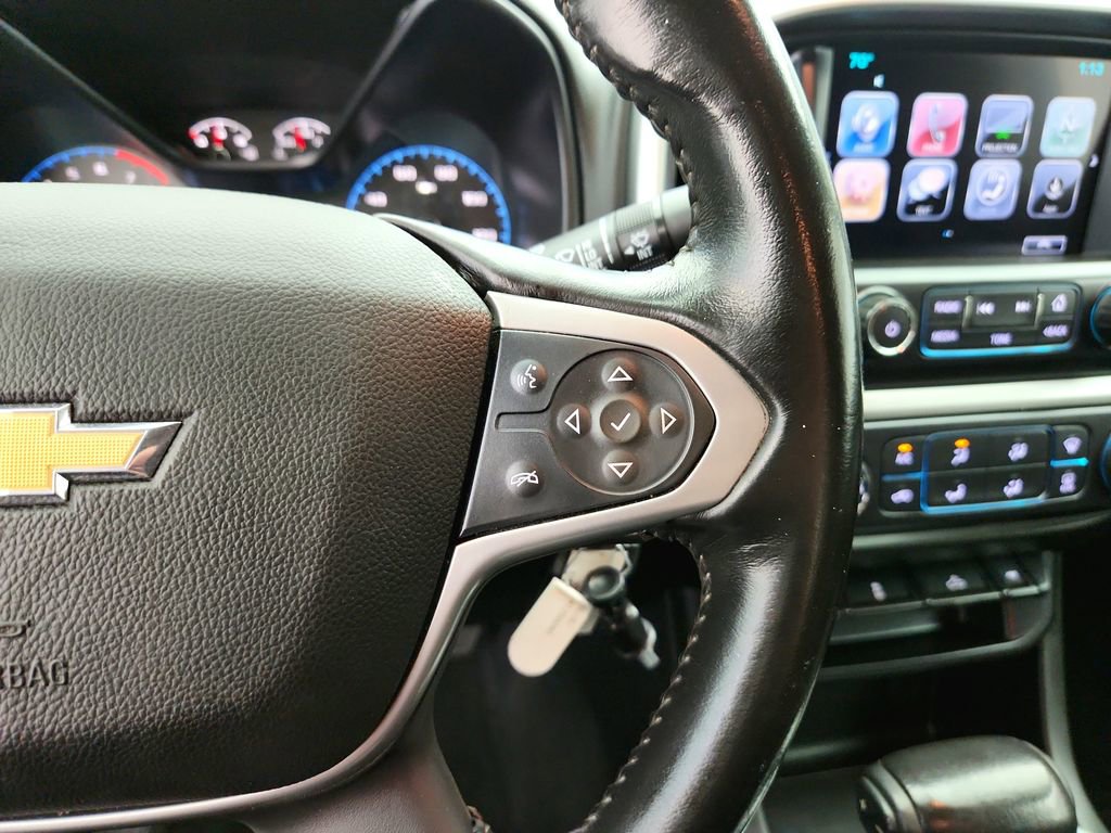 Used 2017 Chevrolet Colorado LT AWD/4WD image 17
