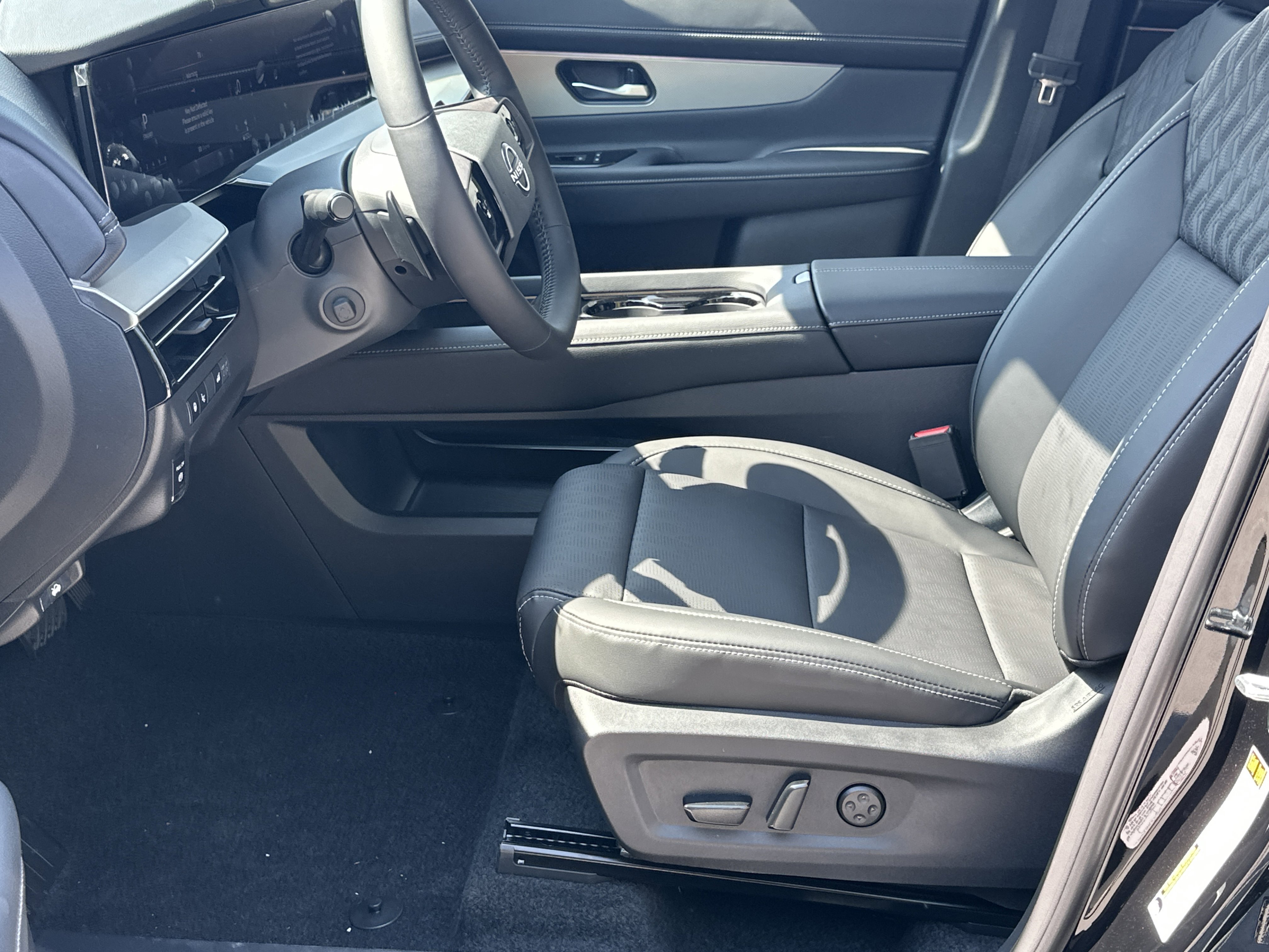 New 2026 Nissan Murano Platinum w/ Cargo Package image 9