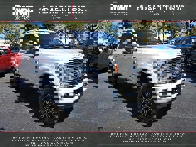 Used 2019 Ford F250 Platinum w/ Platinum Ultimate Package image 46