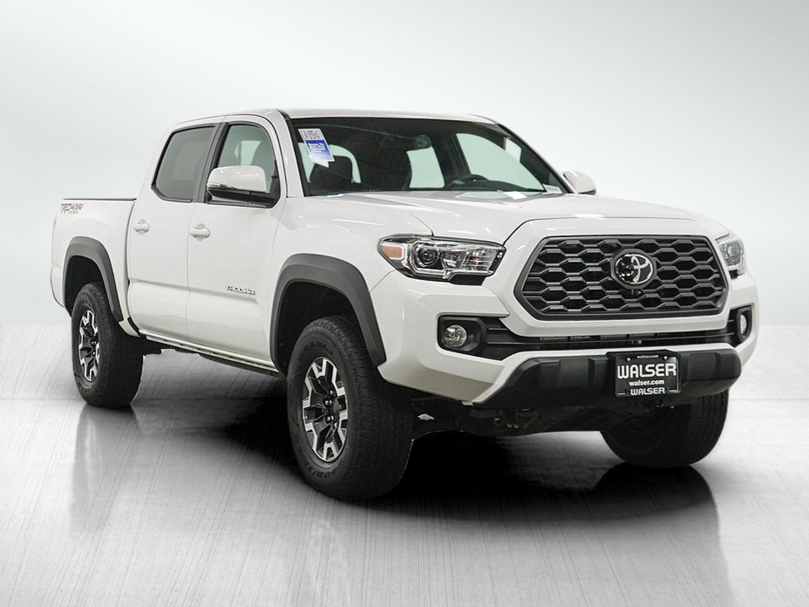 Used 2021 Toyota Tacoma TRD Off-Road AWD/4WD image 7