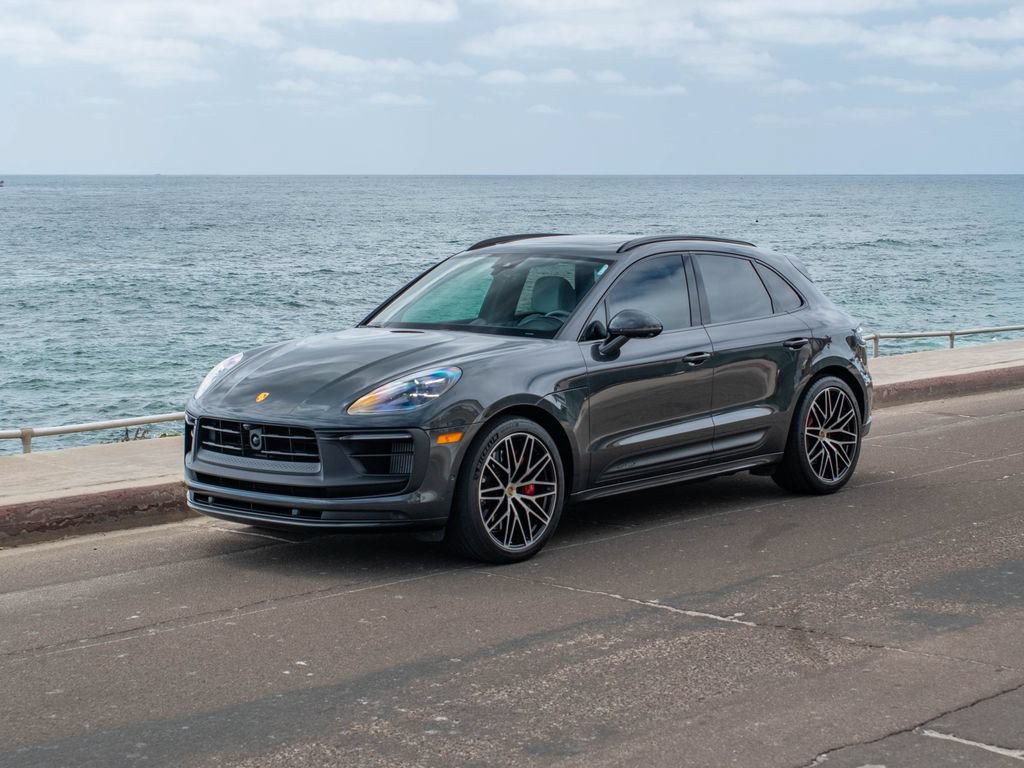 Used 2024 Porsche Macan GTS AWD/4WD image 1