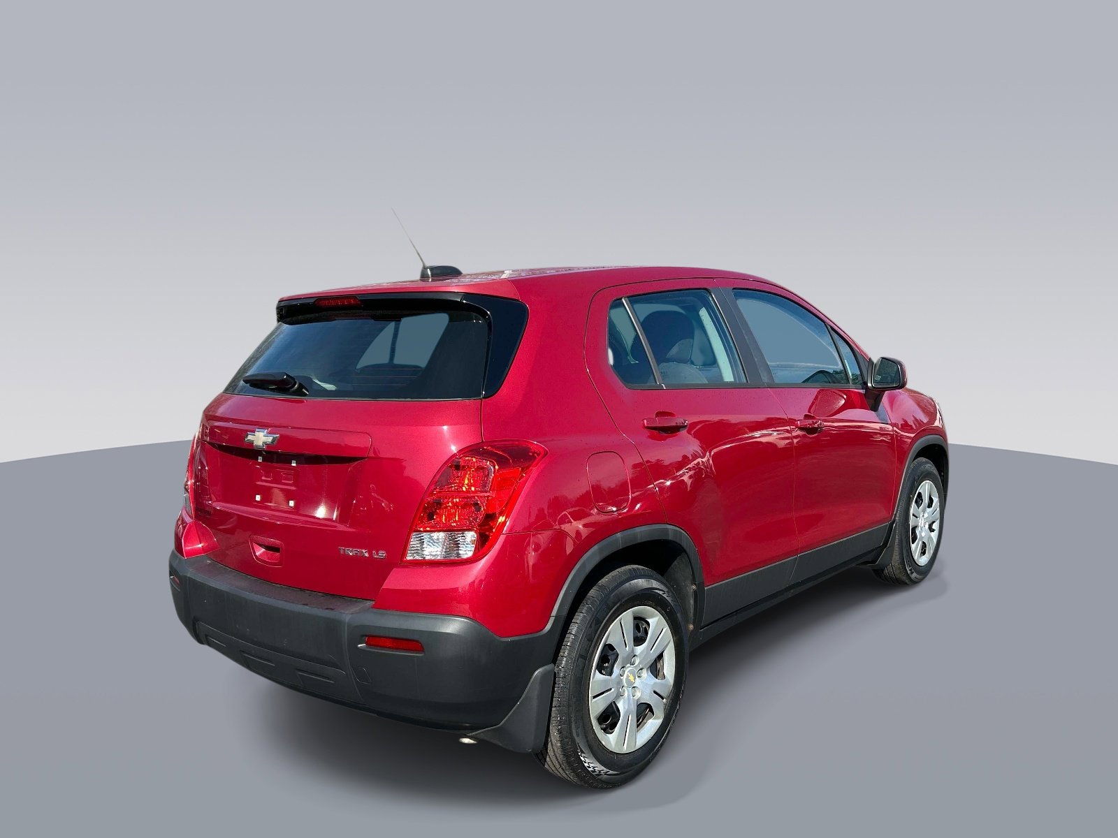 Used 2015 Chevrolet Trax LS w/ LPO, Protection Package FWD image 3