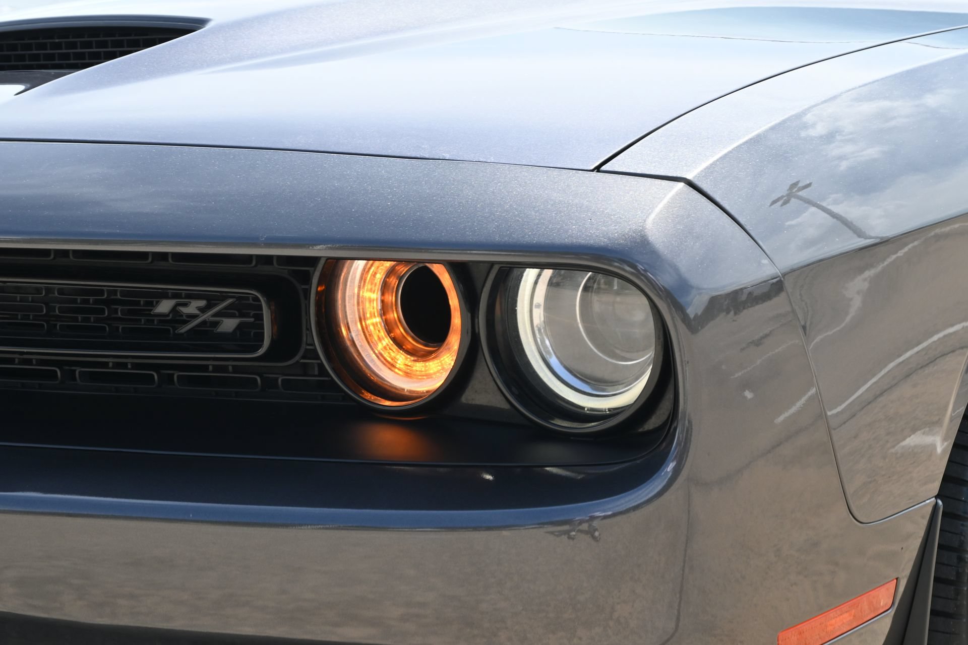Used 2019 Dodge Challenger R/T w/ Blacktop Package RWD image 29