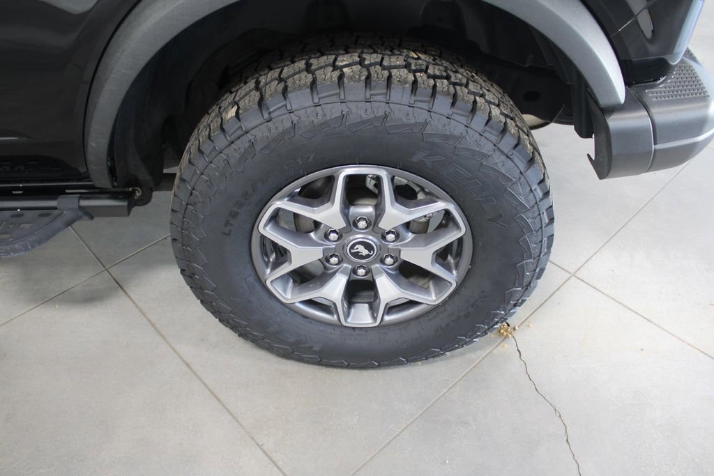 Used 2023 Ford Bronco Badlands image 55