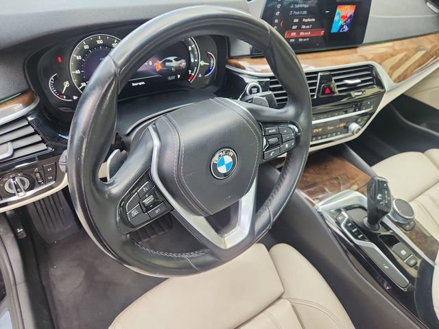 Used 2017 BMW 540i RWD image 10