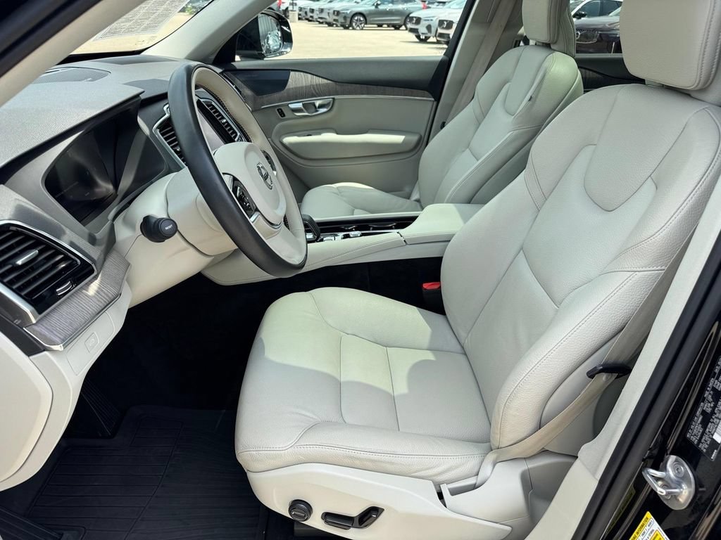 Certified 2023 Volvo XC90 B6 Plus w/ Protection Package AWD/4WD image 8