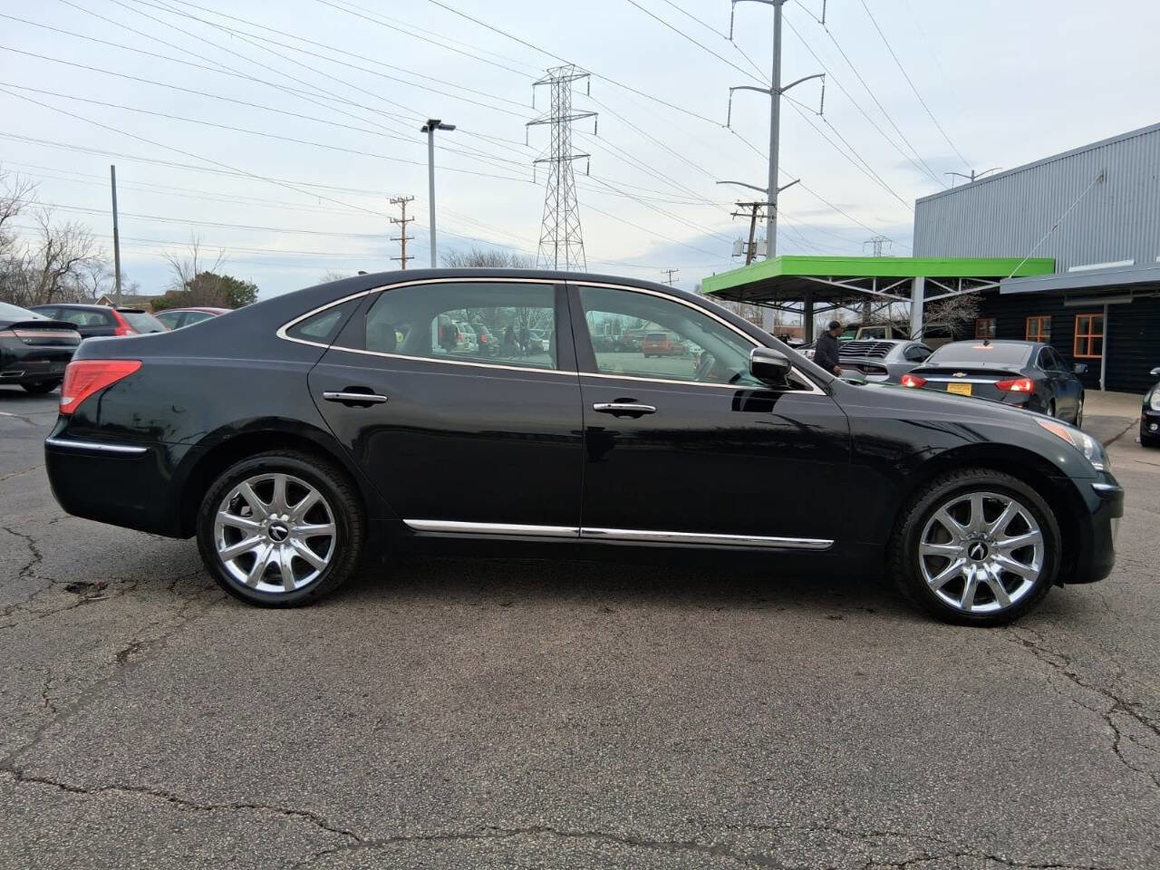 Used 2012 Hyundai Equus Signature RWD image 4