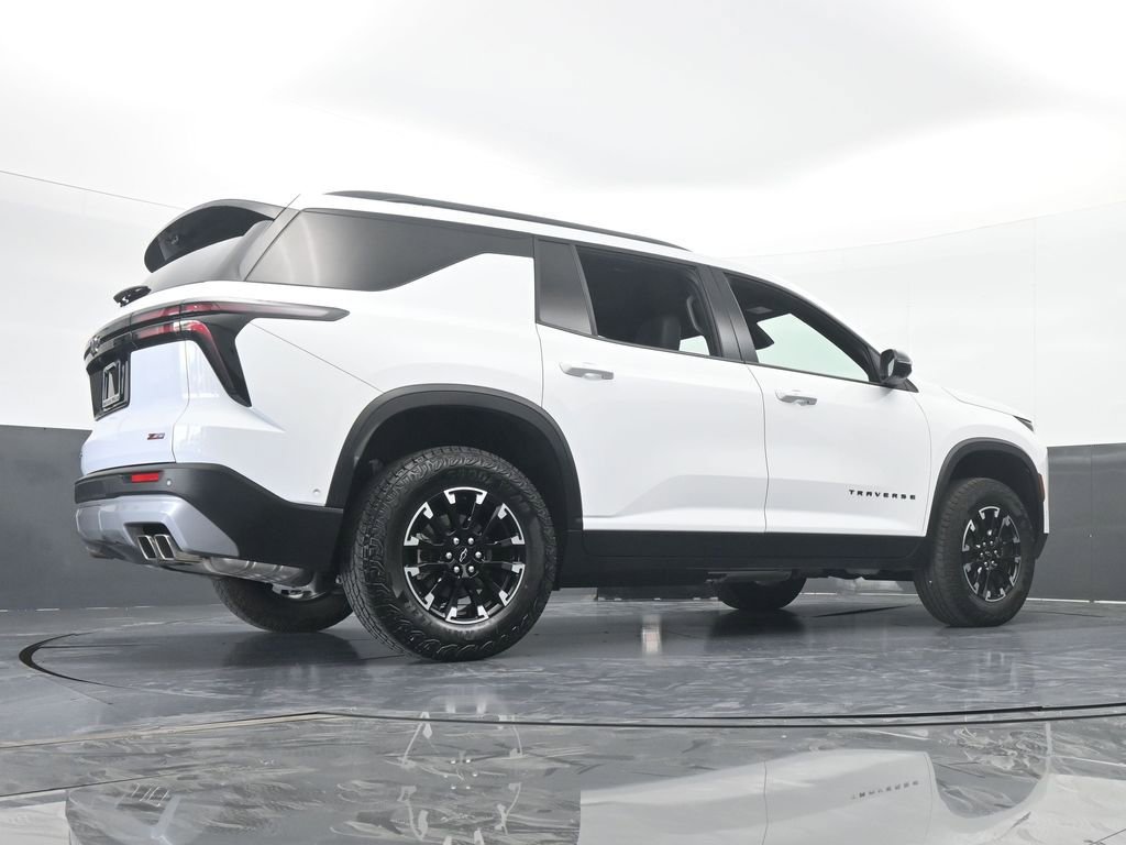 Used 2024 Chevrolet Traverse Z71 w/ Enhanced Driving Package image 75