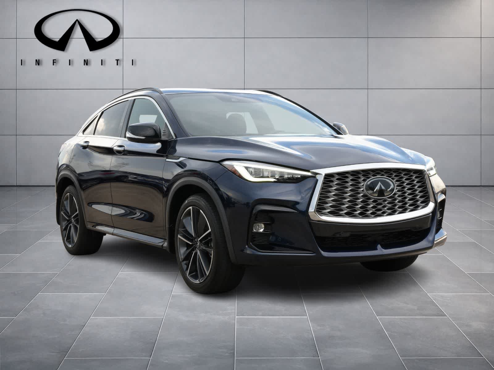 Used 2023 INFINITI QX55 Essential AWD/4WD image 3