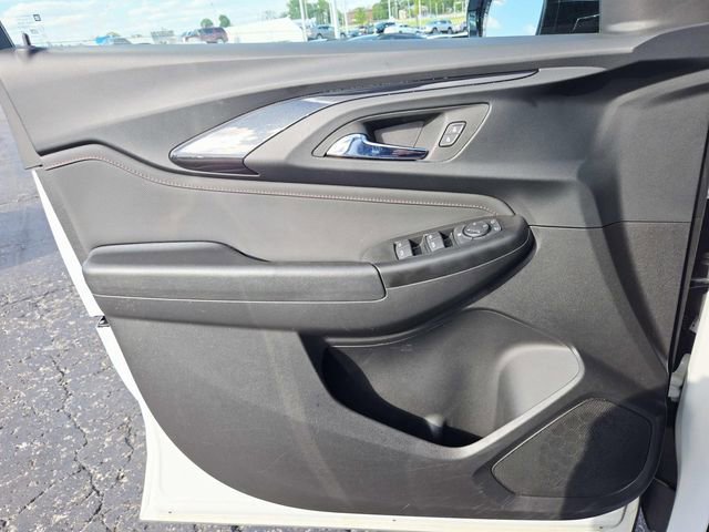 Used 2023 Chevrolet TrailBlazer RS w/ Convenience Package FWD image 26