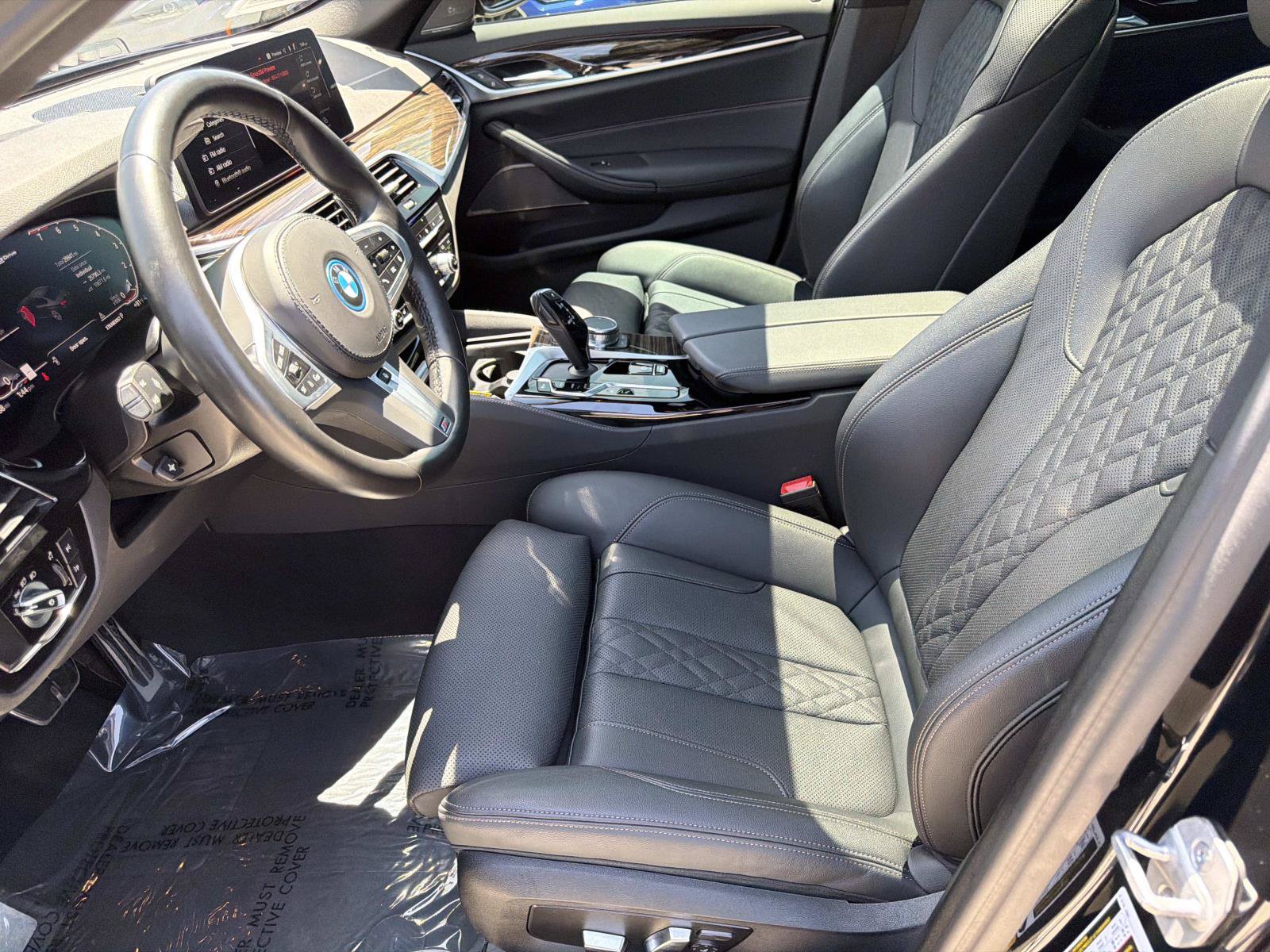 Used 2023 BMW 530e RWD image 14