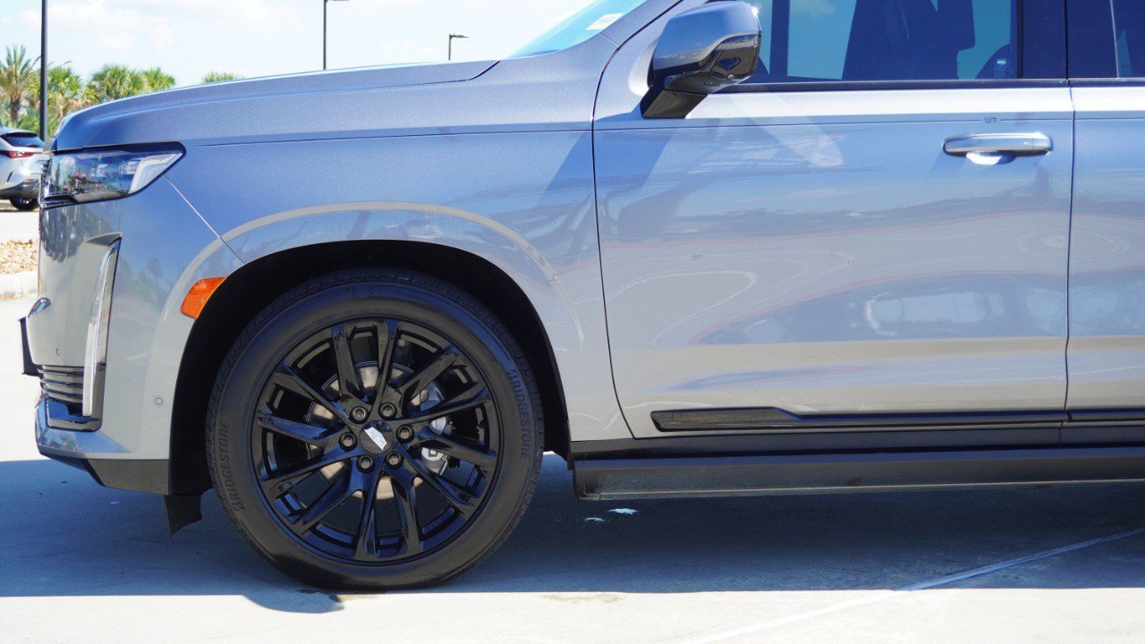 Used 2022 Cadillac Escalade Sport Platinum w/ LPO, ONYX Package RWD image 10