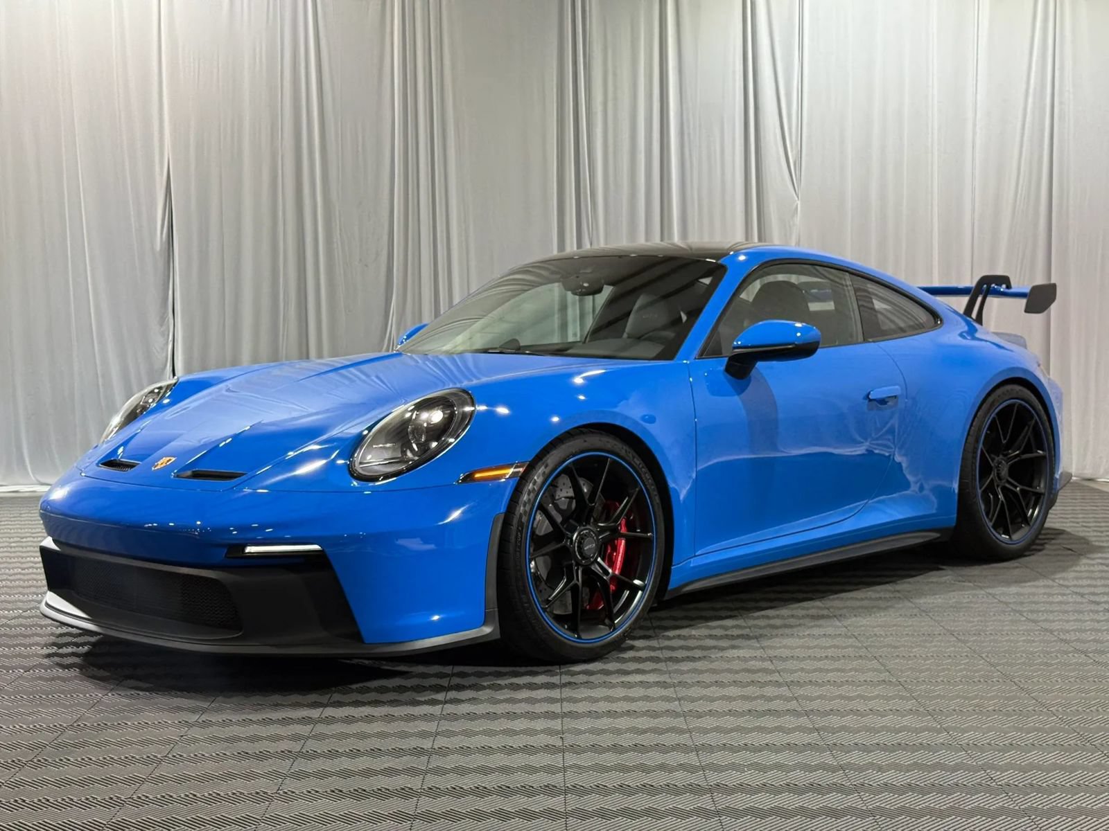Used 2022 Porsche 911 GT3 RWD image 3