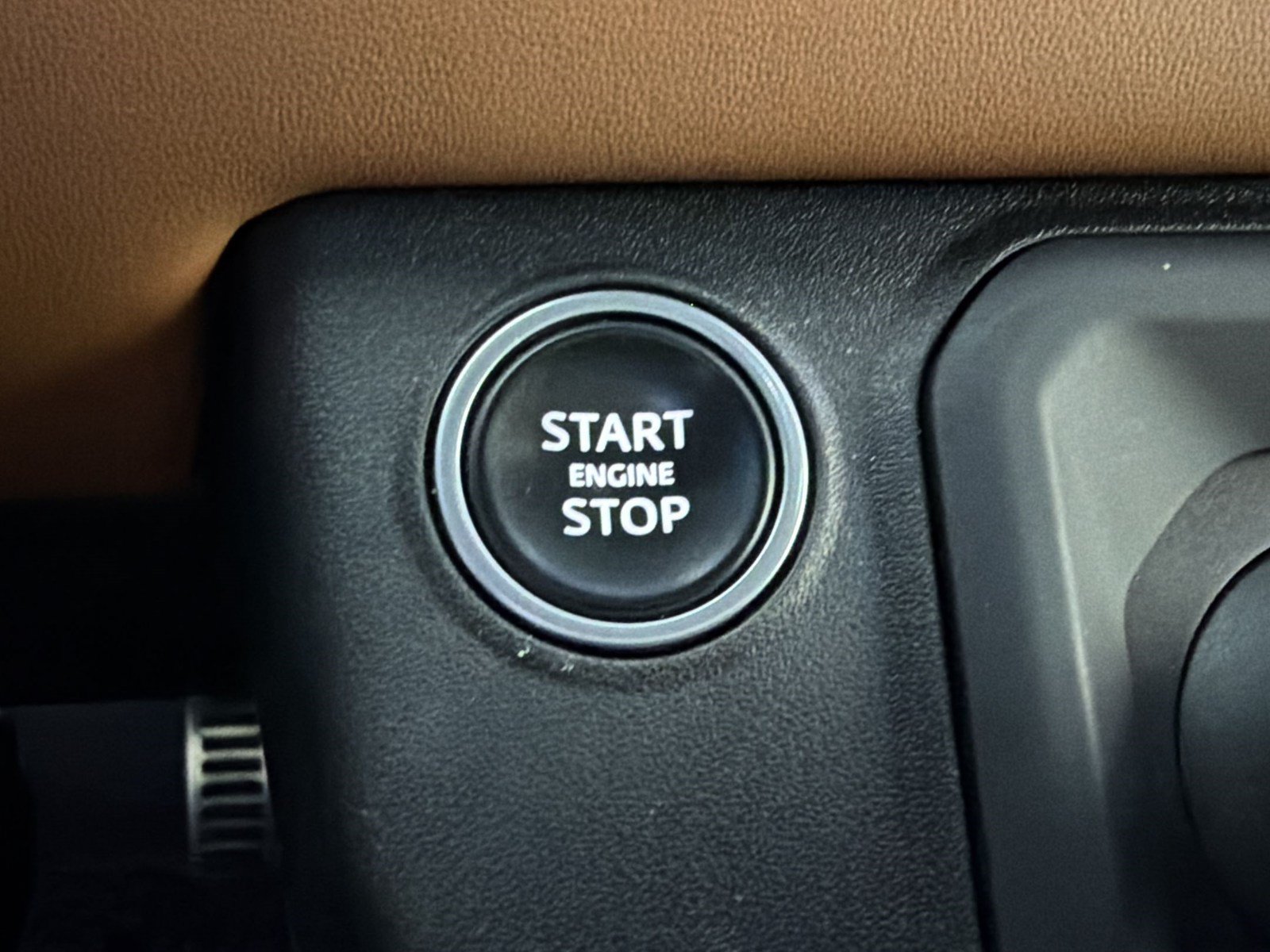 Used 2020 Land Rover Defender 110 X AWD/4WD image 17