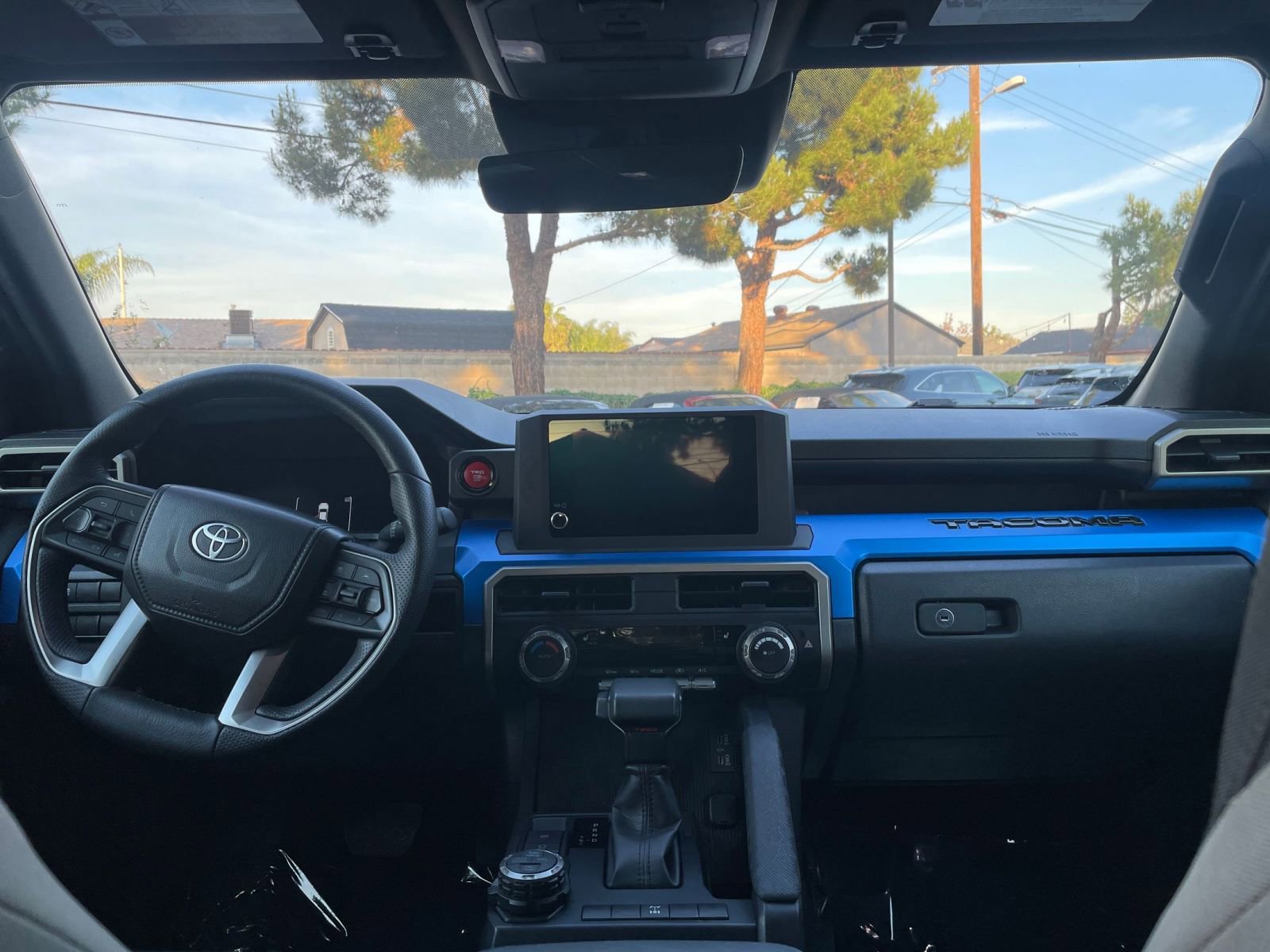 Used 2025 Toyota Tacoma TRD Off-Road image 29