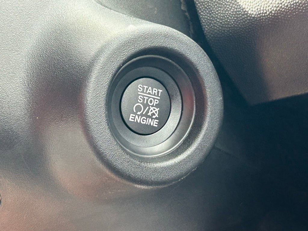 New 2024 RAM ProMaster 3500 w/ Convenience Group image 40