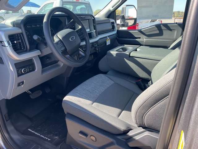 New 2026 Ford F350 XLT w/ FX4 Off-Road Package image 8