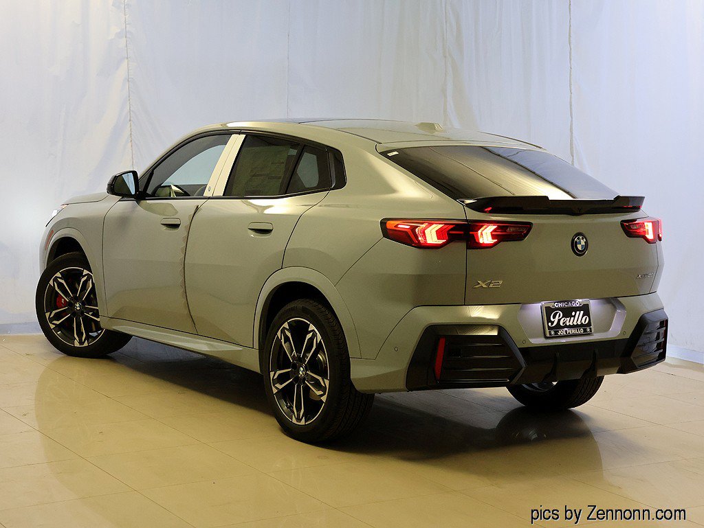 New 2026 BMW X2 xDrive28i w/ Technology Package AWD/4WD image 9