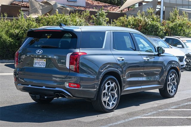 Certified 2022 Hyundai Palisade Calligraphy w/ Winter Package image 4