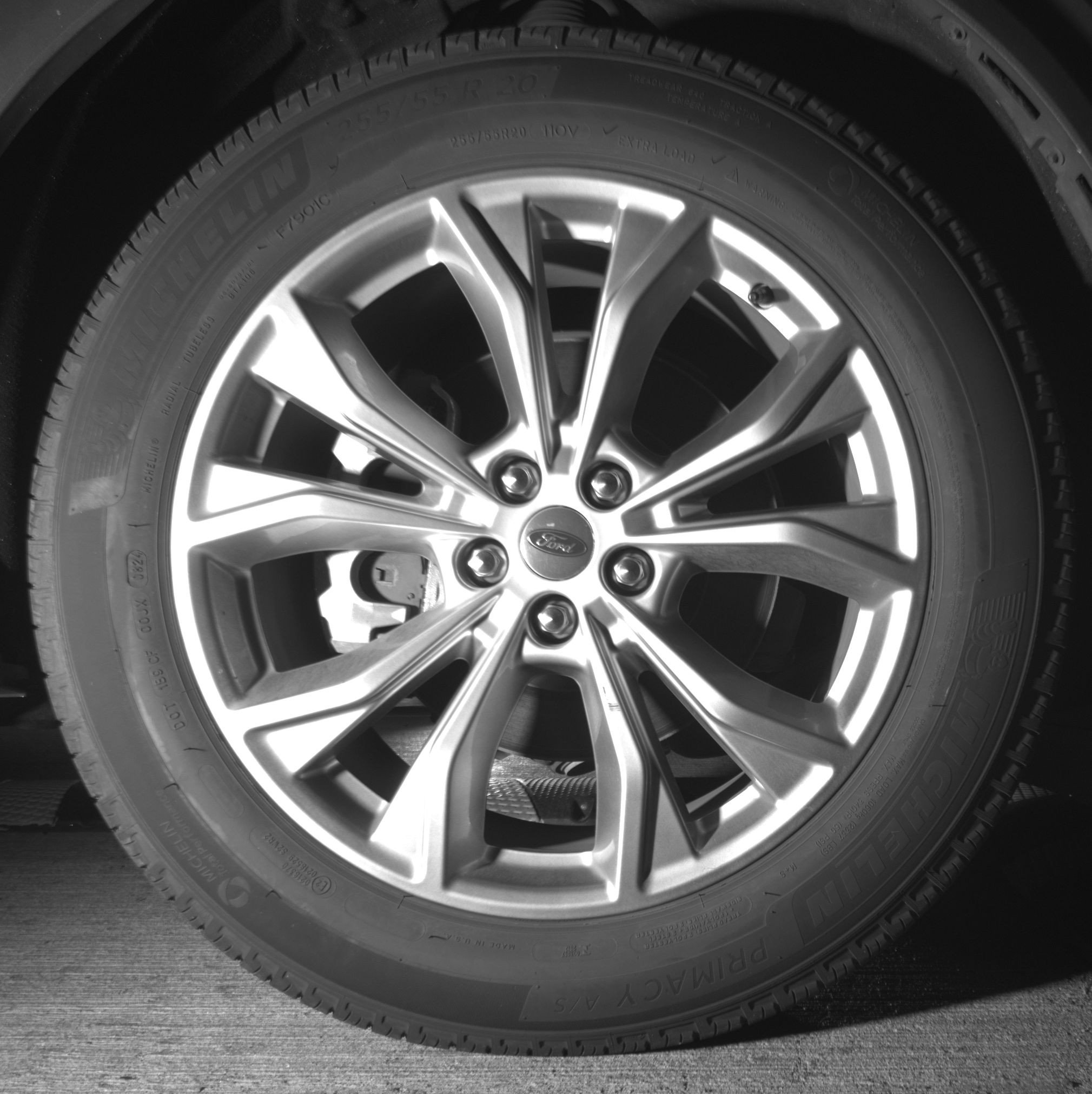 Used 2024 Ford Explorer Limited image 12