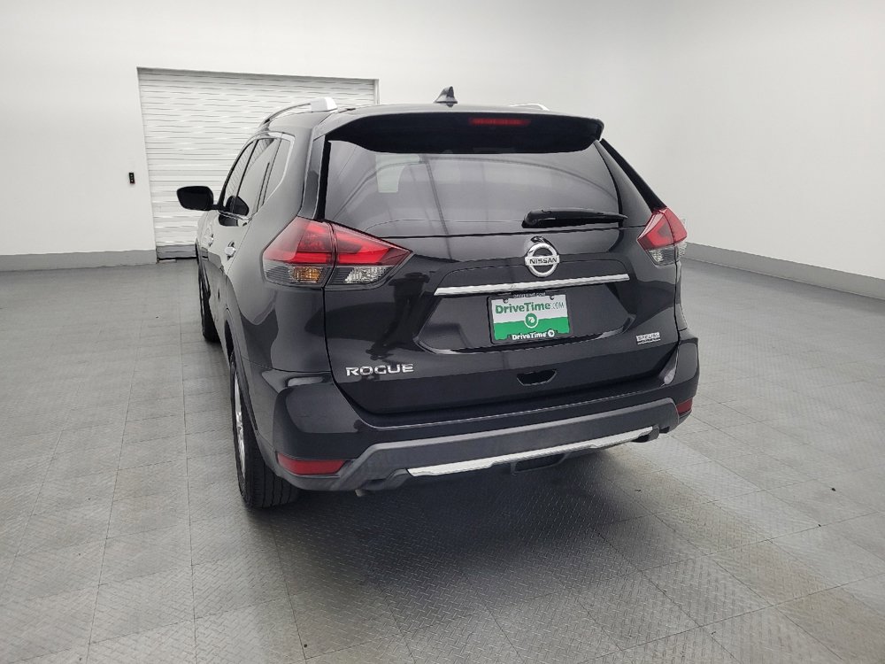 Used 2019 Nissan Rogue S w/ Special Edition Package image 6