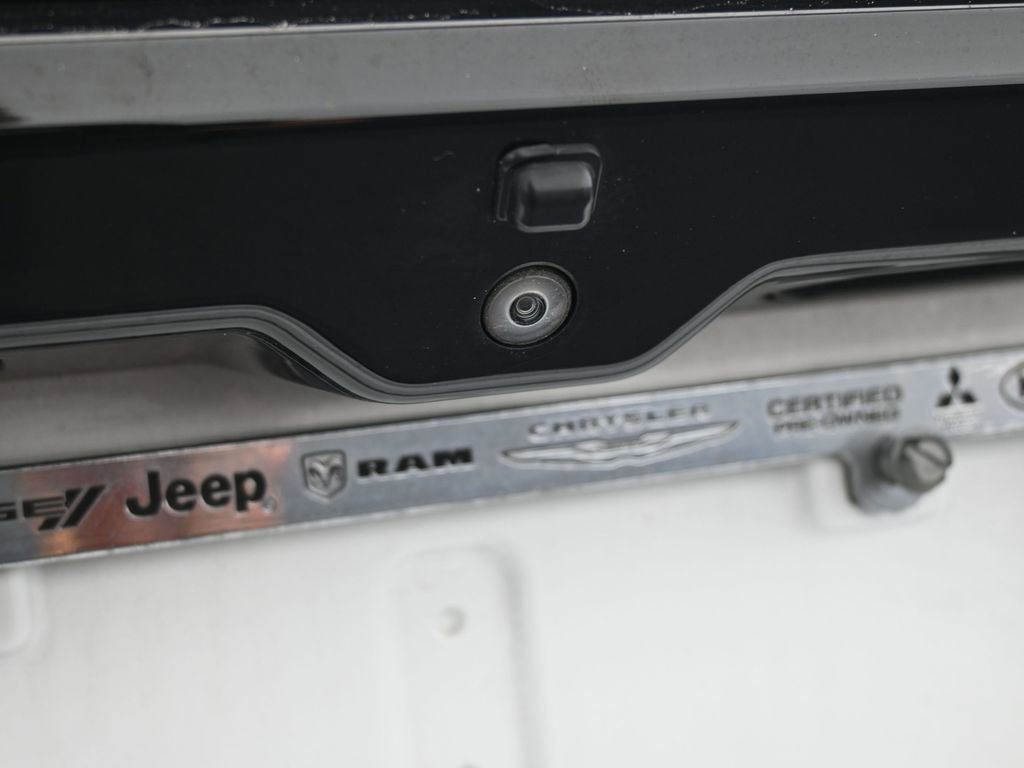 Used 2023 Jeep Wagoneer Series III w/ Preferred Equipment Group image 41