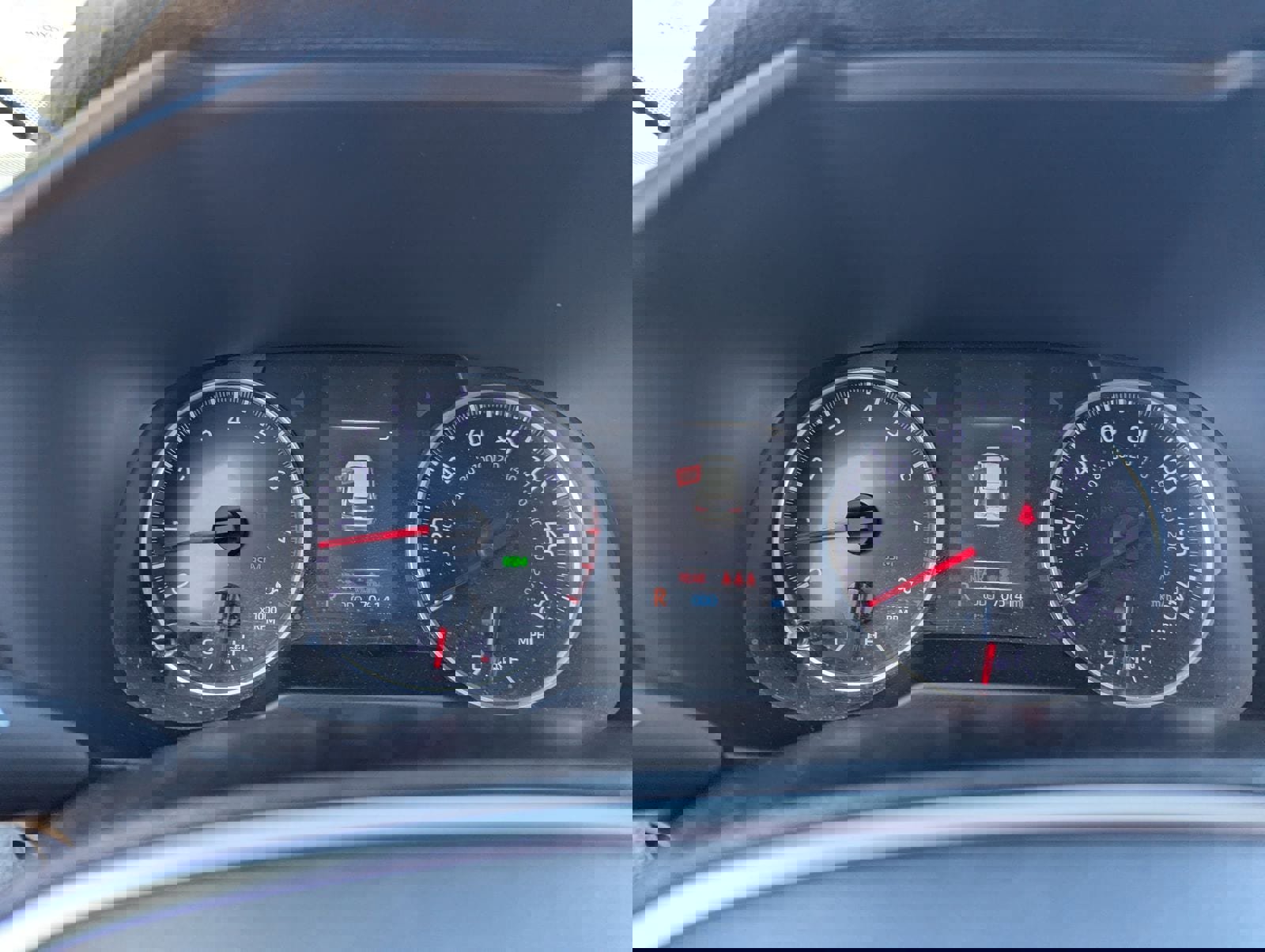 Used 2021 Toyota RAV4 XLE w/ Convenience Package image 29