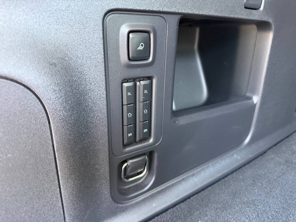 Used 2025 Ford Expedition Max Platinum AWD/4WD image 47