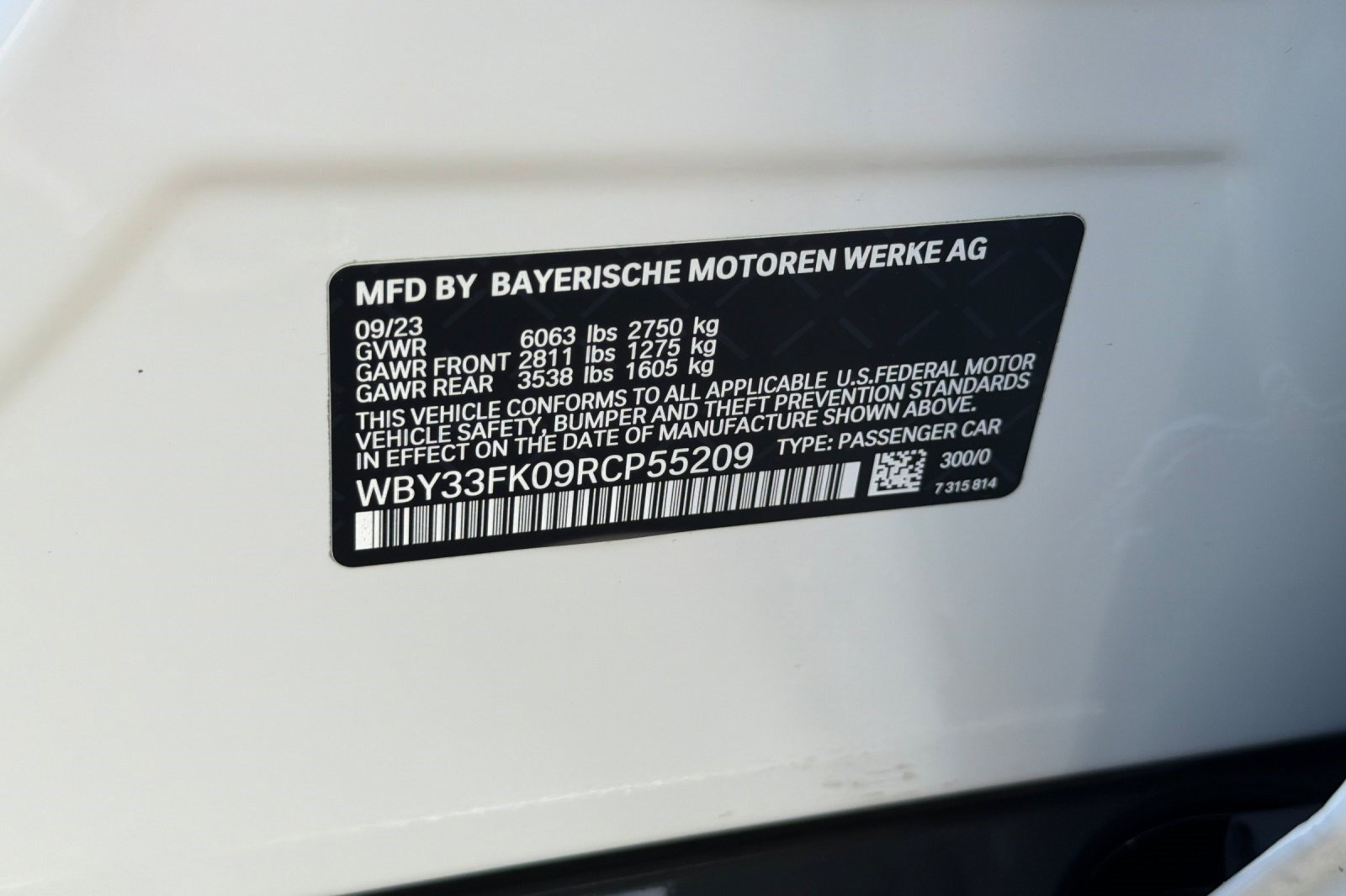 Certified 2024 BMW i5 eDrive40i w/ M Sport Package RWD image 39