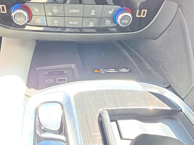 Certified 2022 Buick Enclave Premium w/ Experience Buick Package FWD image 34