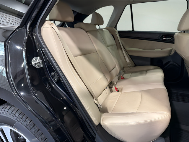 Used 2018 Subaru Outback 2.5i Limited AWD/4WD image 35