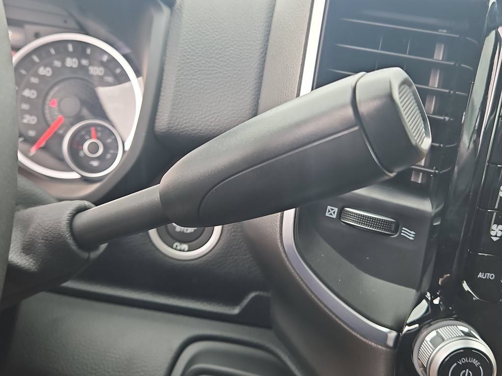 New 2026 RAM 2500 Big Horn AWD/4WD image 28