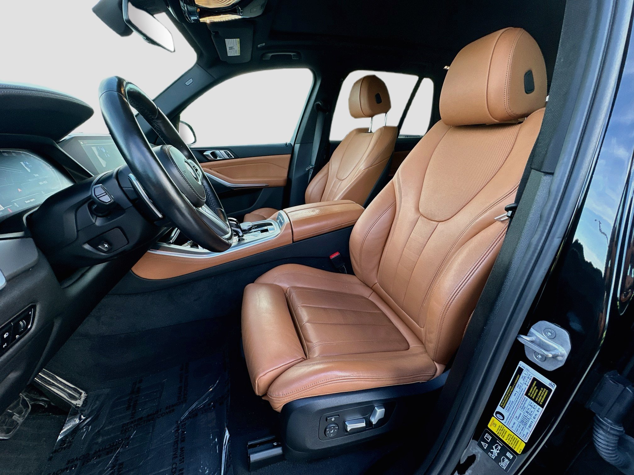 Used 2022 BMW X5 xDrive40i w/ M Sport Package AWD/4WD image 21