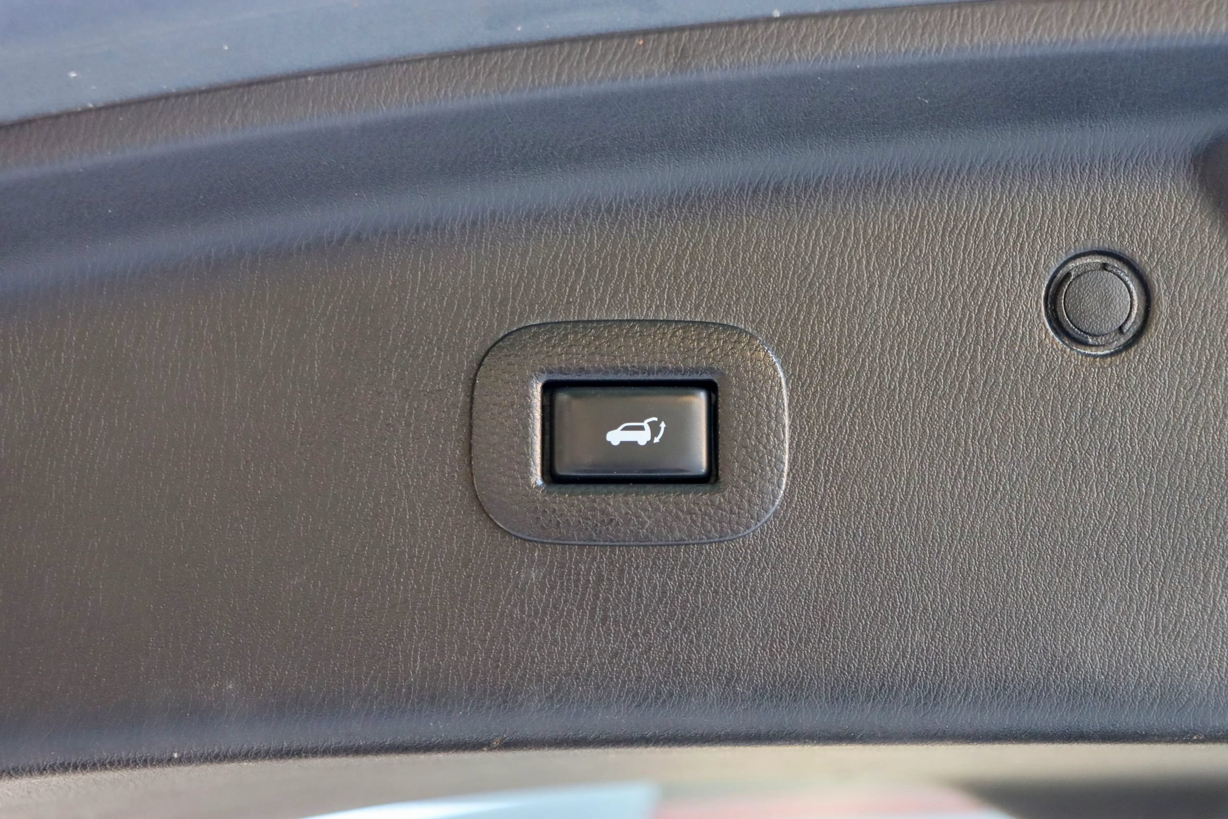 Used 2017 INFINITI QX80 4WD image 29