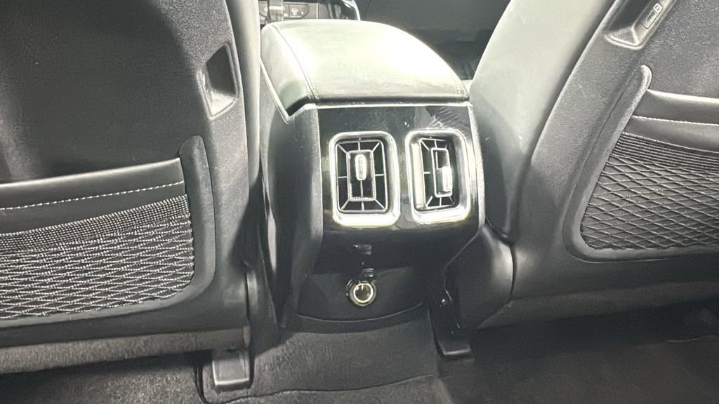 Used 2025 Kia Sorento SX image 38