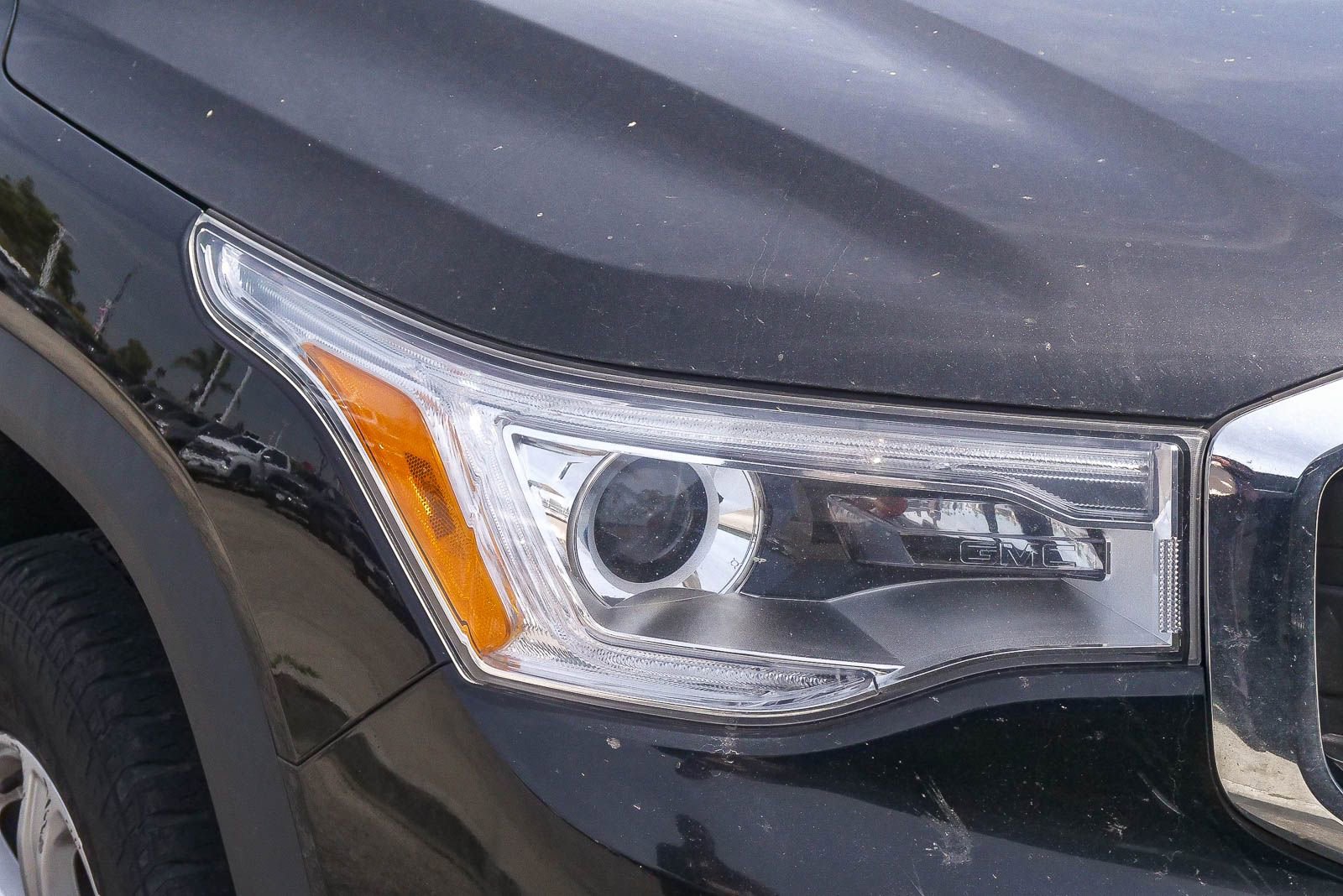 Used 2019 GMC Acadia SLE AWD/4WD image 4