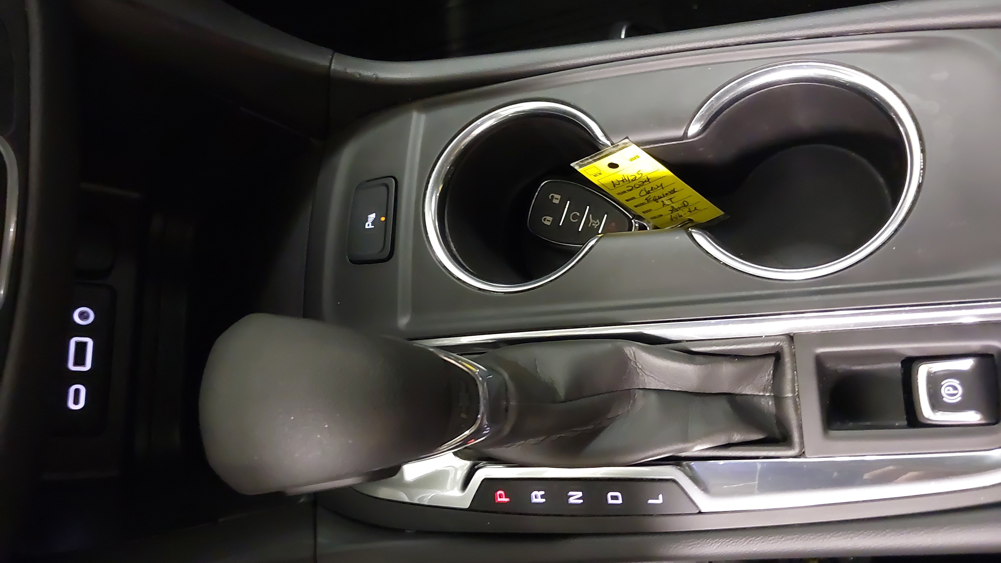 Used 2024 Chevrolet Equinox LT AWD/4WD image 21