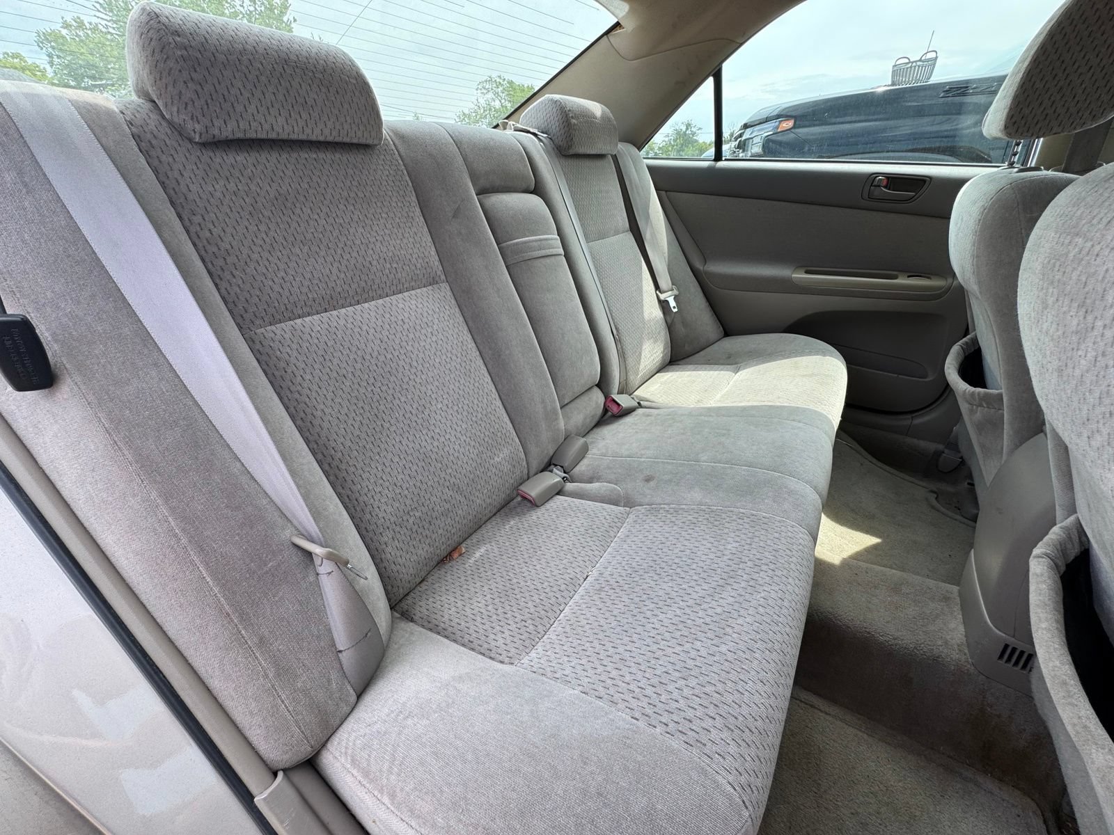 Used 2004 Toyota Camry LE FWD image 24