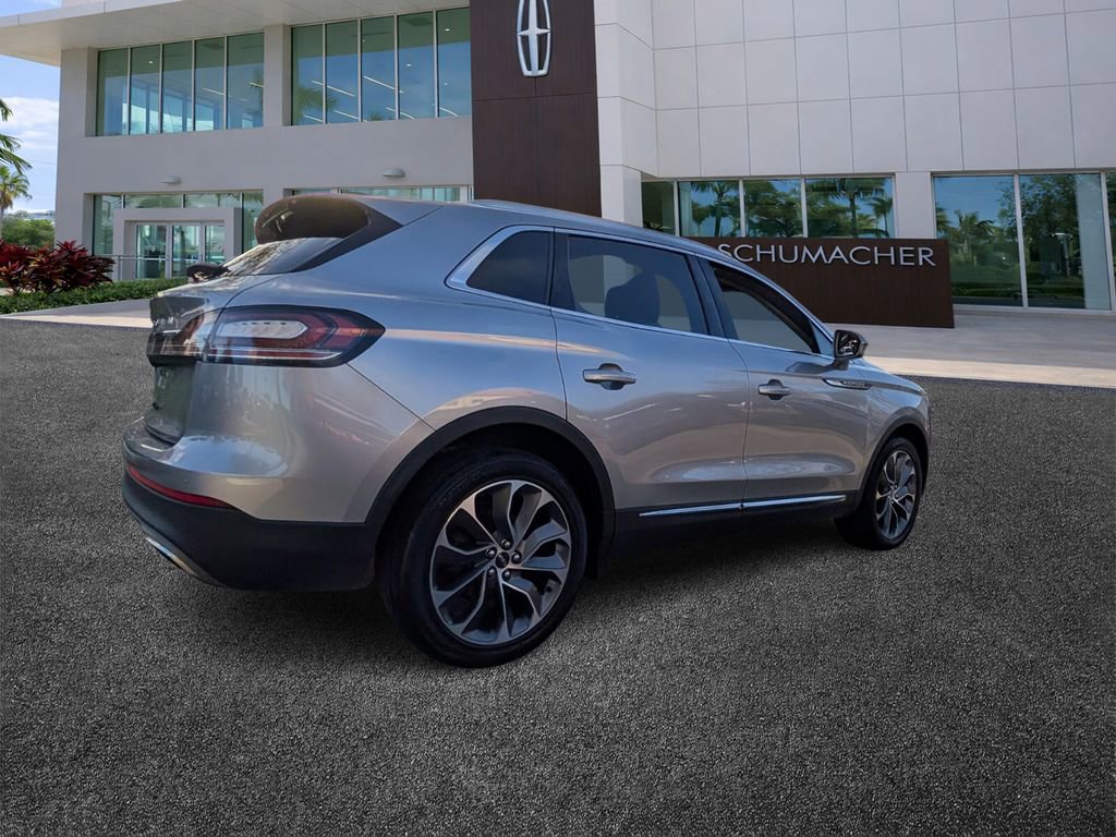 Certified 2022 Lincoln Nautilus Reserve image 7