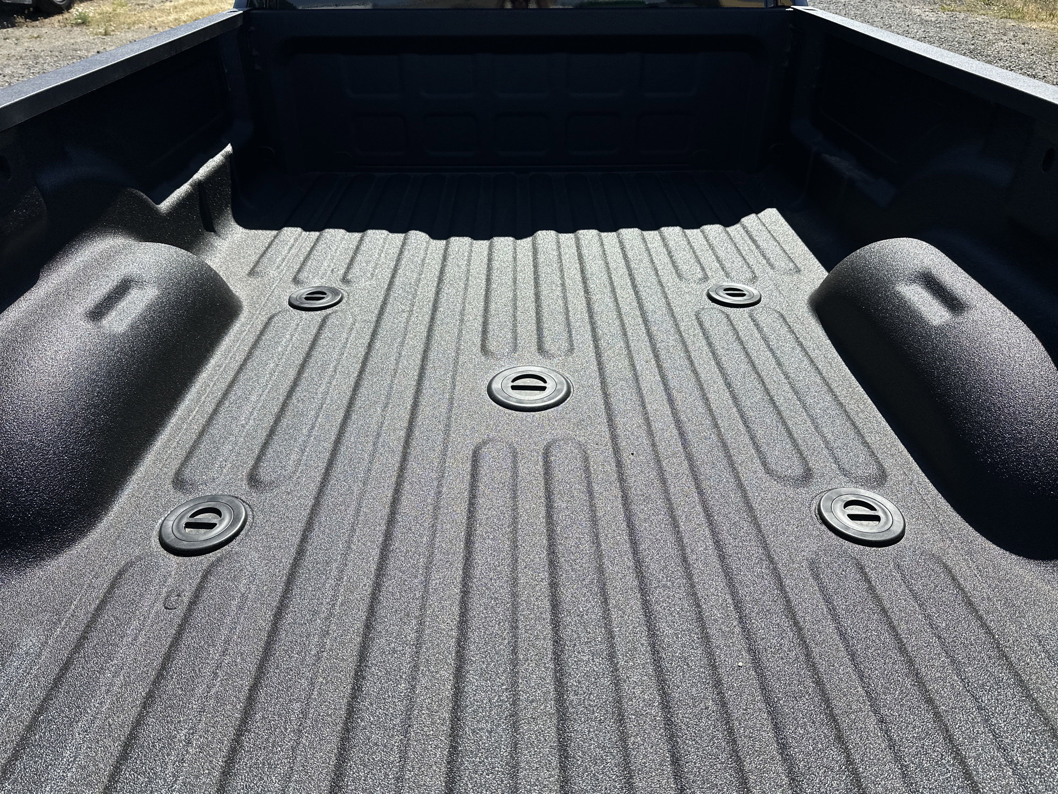 New 2025 RAM 3500 Laramie AWD/4WD image 5