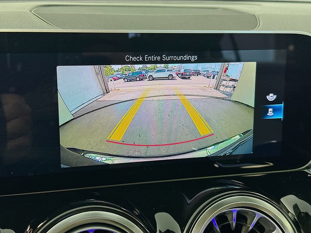 Used 2020 Mercedes-Benz GLB 250 image 13