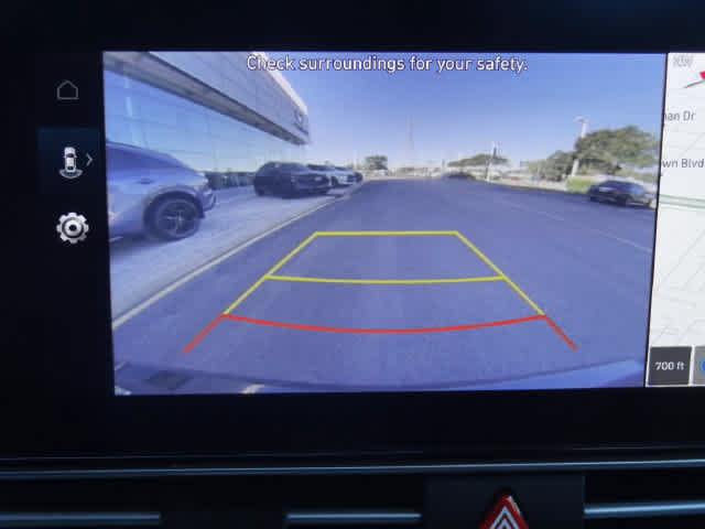 Used 2024 Hyundai Elantra SEL FWD image 33