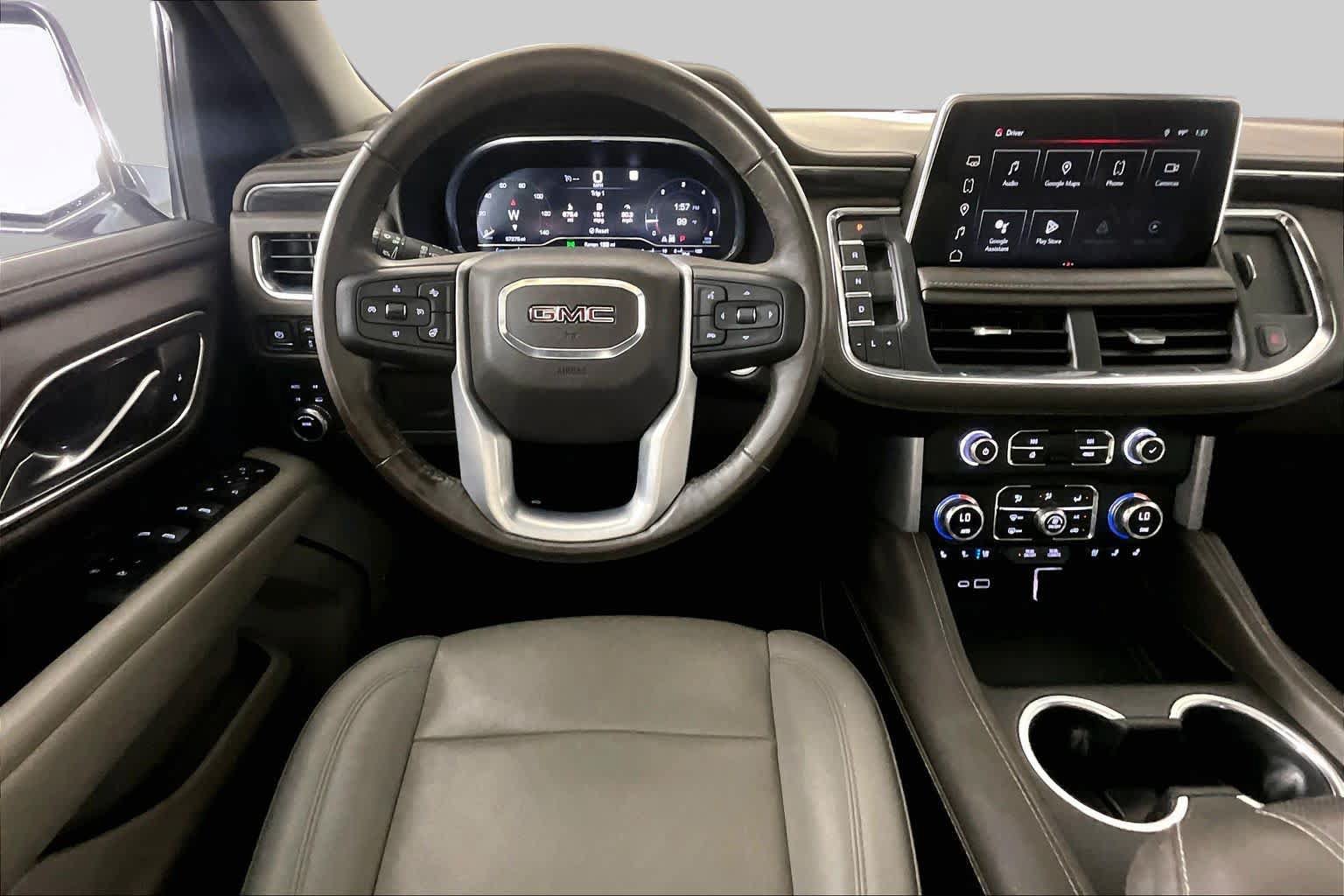 Used 2022 GMC Yukon SLT w/ SLT Premium Package AWD/4WD image 6